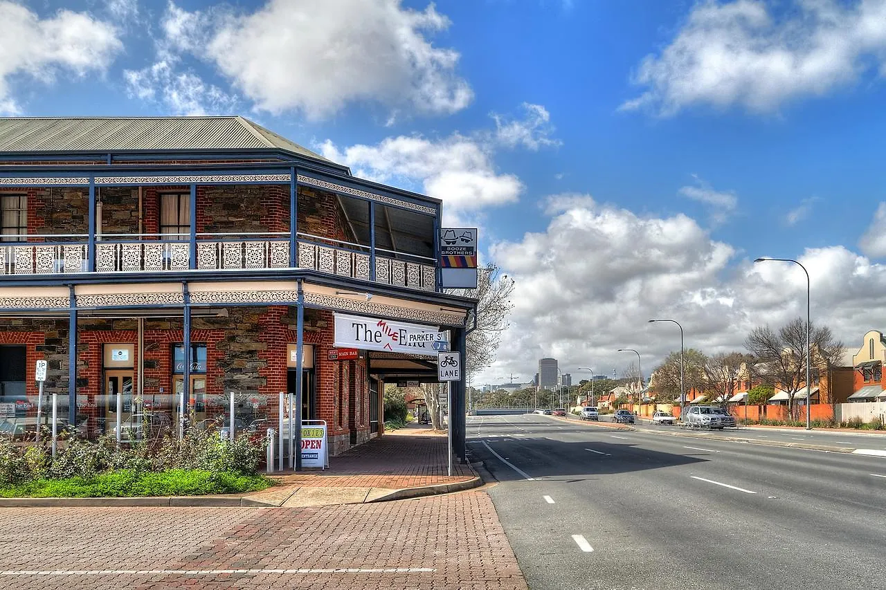 *** Мотель The Mile End Hotel Аделаида Австралия