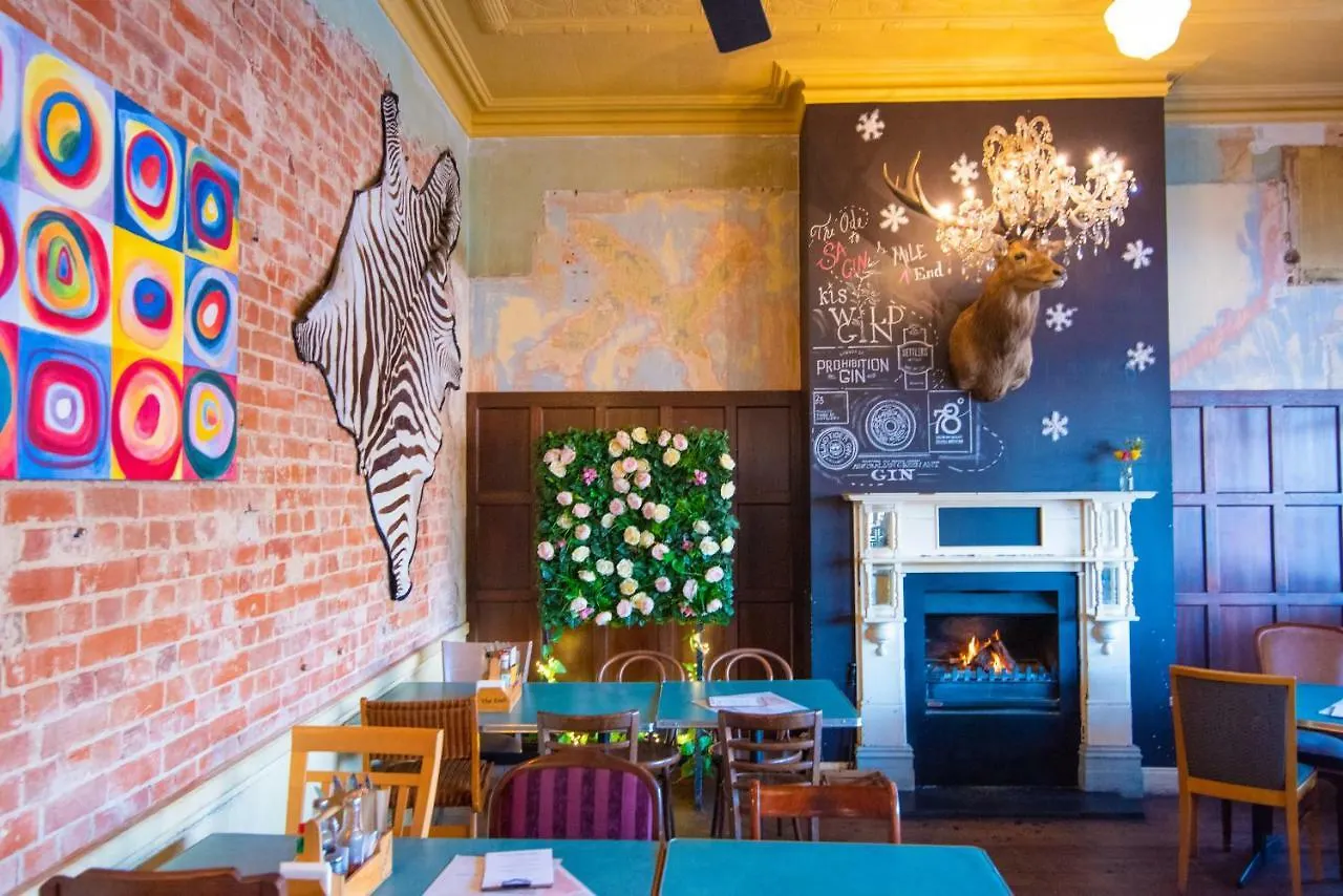 The Mile End Hotel Аделаида Австралия