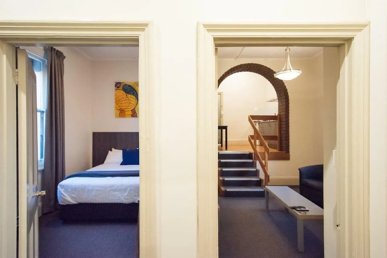The Mile End Hotel Аделаида 3*,  Австралия