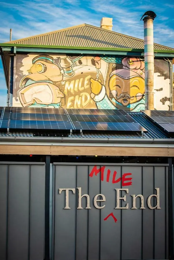 *** Мотель The Mile End Hotel Аделаида Австралия