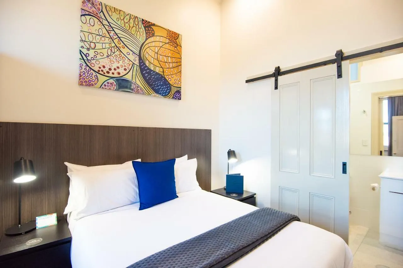 *** Motel The Mile End Hotel Adelaide Australia